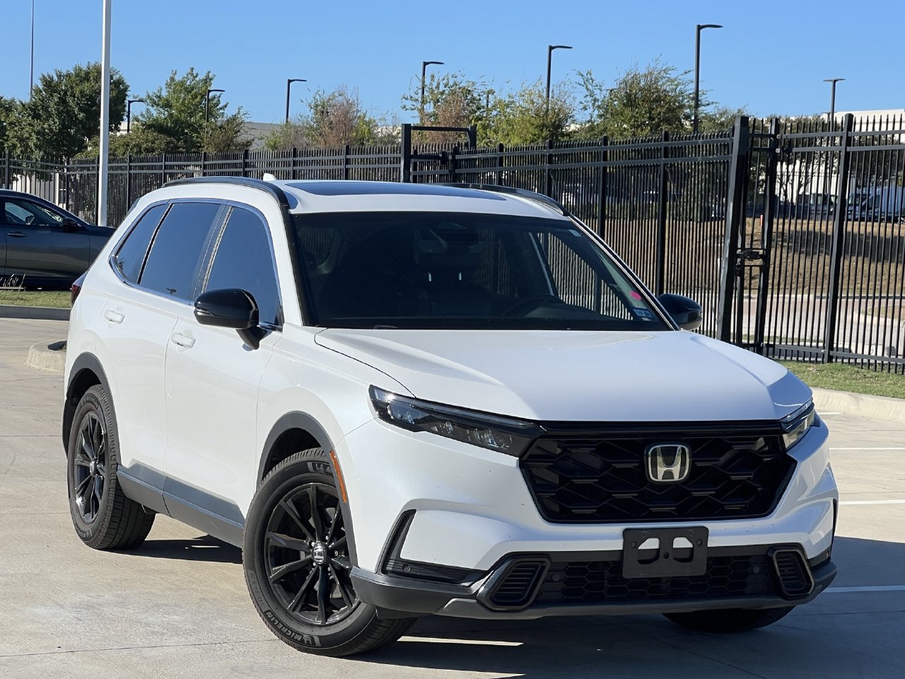 Used 2025 Honda CR-V Sport-L image 2