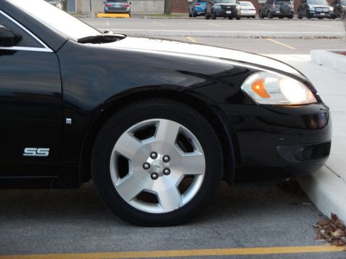 Used 2008 Chevrolet Impala SS image 22