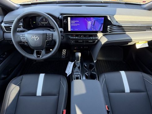 New 2026 Toyota Camry Hybrid image 17