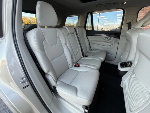 Used 2016 Volvo XC90 T6 Momentum w/ Momentum Plus Package image 14