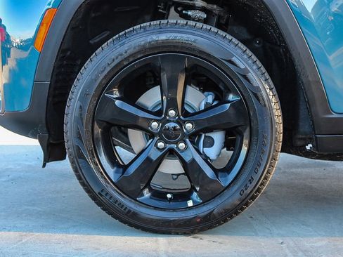 New 2026 Jeep Grand Cherokee Limited image 11