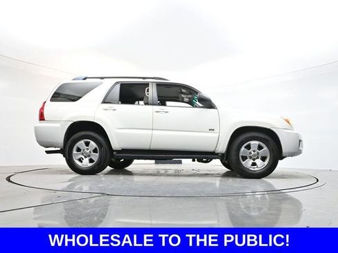 Used 2008 Toyota 4Runner SR5 image 32