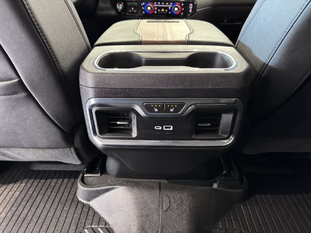 Certified 2025 Chevrolet Silverado 3500 High Country w/ Technology Package AWD/4WD image 30