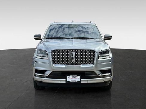 Used 2020 Lincoln Navigator L Reserve w/ Luxury Package AWD/4WD image 2