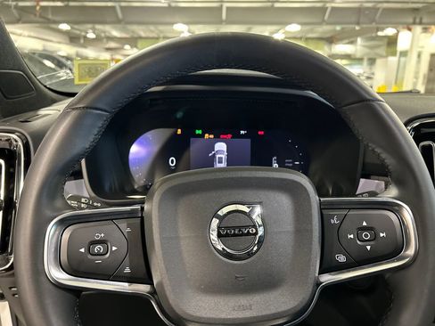 Certified 2023 Volvo XC40 Recharge Ultimate w/ Protection Package Premier AWD/4WD image 12