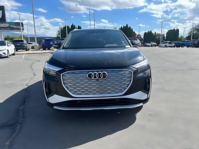 Used 2023 Audi Q4 e-tron Premium Plus w/ Premium Plus AWD/4WD image 8