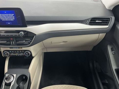 Used 2021 Ford Escape SE w/ Convenience Package image 22
