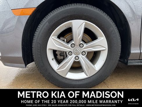 Used 2019 Honda Odyssey EX image 9