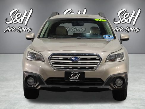 Used 2017 Subaru Outback 2.5i Premium AWD/4WD image 12