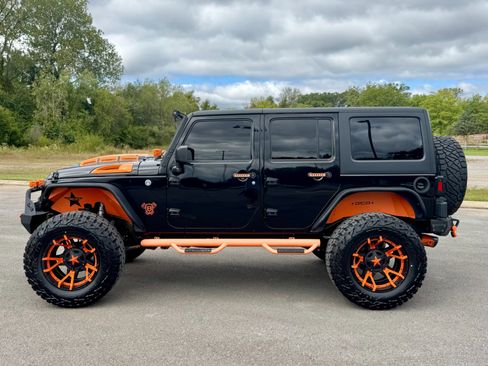 Used 2018 Jeep Wrangler Unlimited Sport S image 7