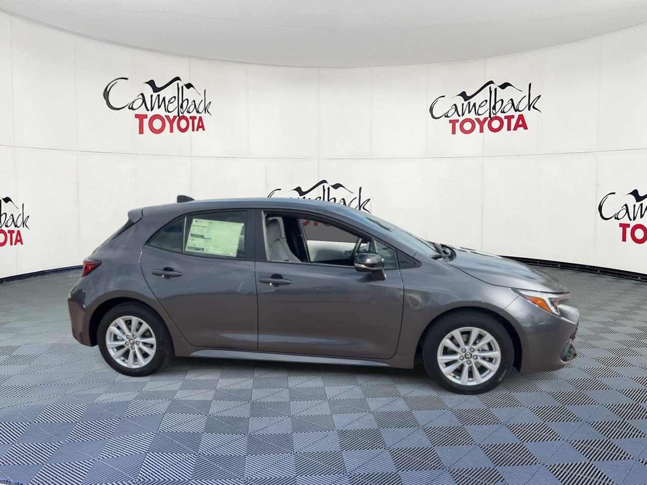 New 2027 Toyota Corolla SE FWD image 4