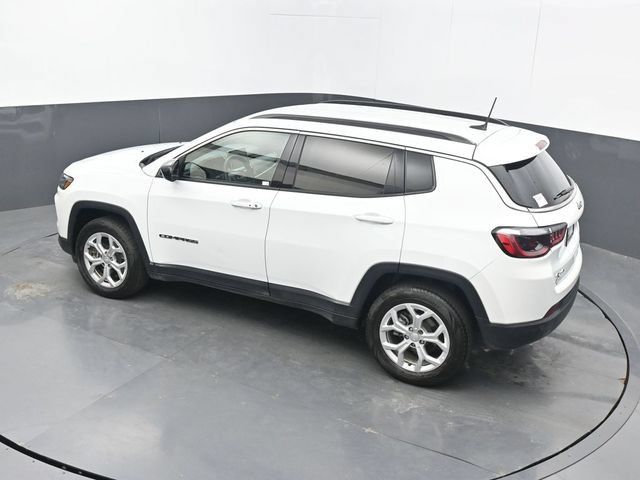 Used 2024 Jeep Compass Latitude AWD/4WD image 48