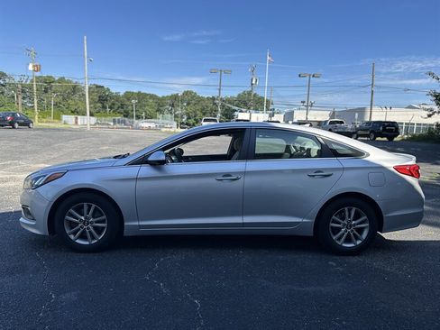 Used 2016 Hyundai Sonata SE FWD image 5