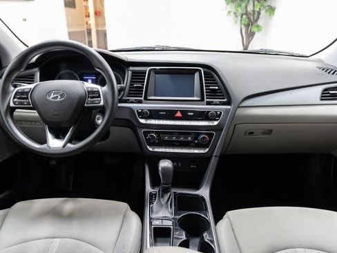 Used 2019 Hyundai Sonata SE FWD image 5
