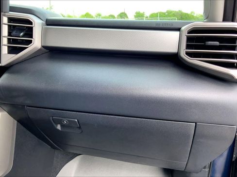 Used 2023 Toyota Tundra Limited image 18