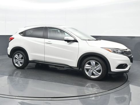 Used 2020 Honda HR-V EX image 8