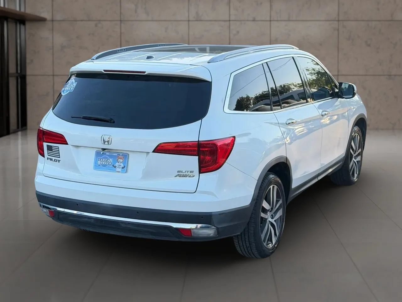 Used 2016 Honda Pilot Elite image 12
