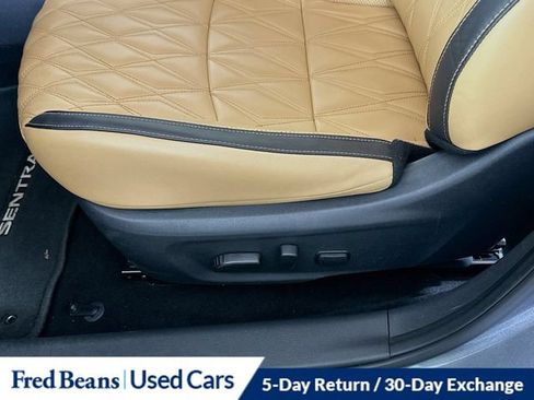 Used 2023 Nissan Sentra SV w/ SV Premium Package FWD image 25