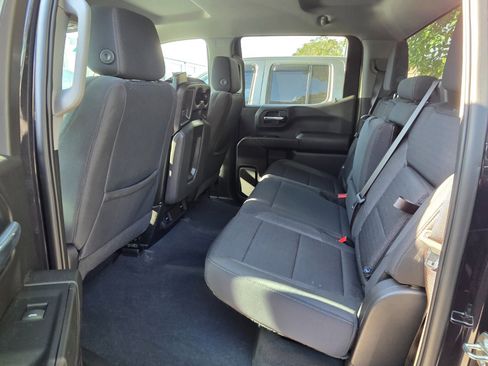 Used 2023 Chevrolet Silverado 1500 Custom w/ LPO, Dark Essentials Package RWD image 4