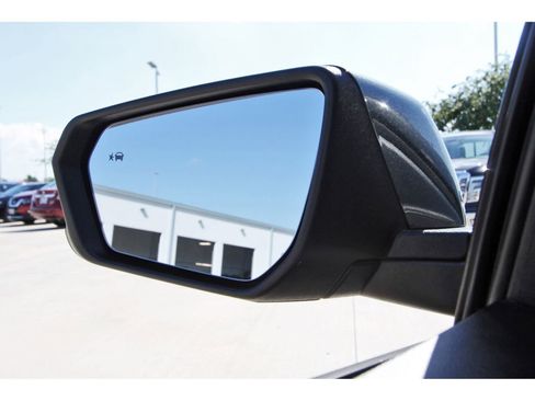 Used 2019 Chevrolet Equinox LT AWD/4WD image 10