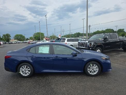 New 2026 Toyota Camry LE FWD image 3