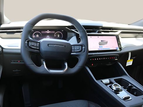 New 2026 Jeep Cherokee Laredo AWD/4WD image 13