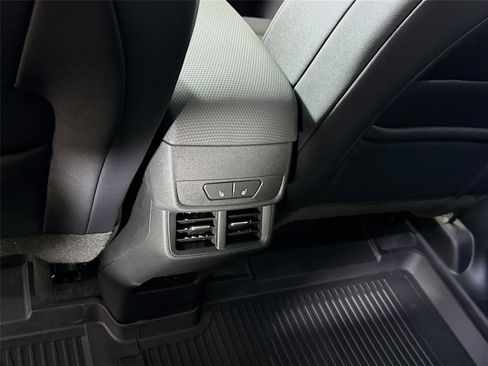 New 2026 Chevrolet Equinox RS w/ Convenience Package III image 19