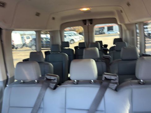 Certified 2019 Ford Transit 350 XL image 16