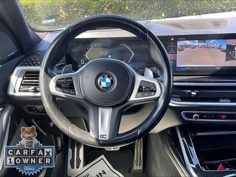 Used 2023 BMW X7 xDrive40i w/ M Sport Package AWD/4WD image 5