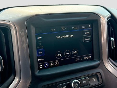 Used 2021 Chevrolet Silverado 1500 Custom Trail Boss w/ Safety Confidence Package image 12