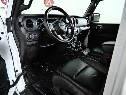 Used 2021 Jeep Wrangler Unlimited Sahara image 16