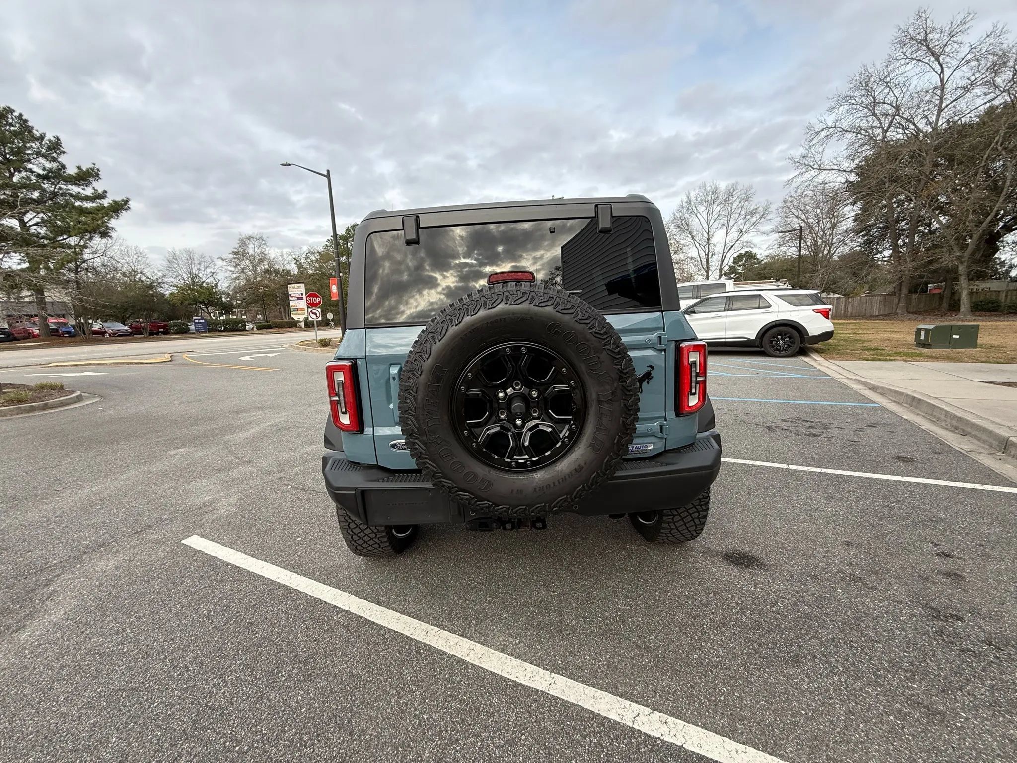 Used 2021 Ford Bronco First Edition AWD/4WD image 5