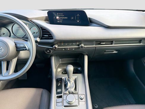 Used 2024 MAZDA MAZDA3 s image 18