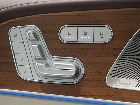 Certified 2024 Mercedes-Benz Maybach GLS 600 4MATIC image 28