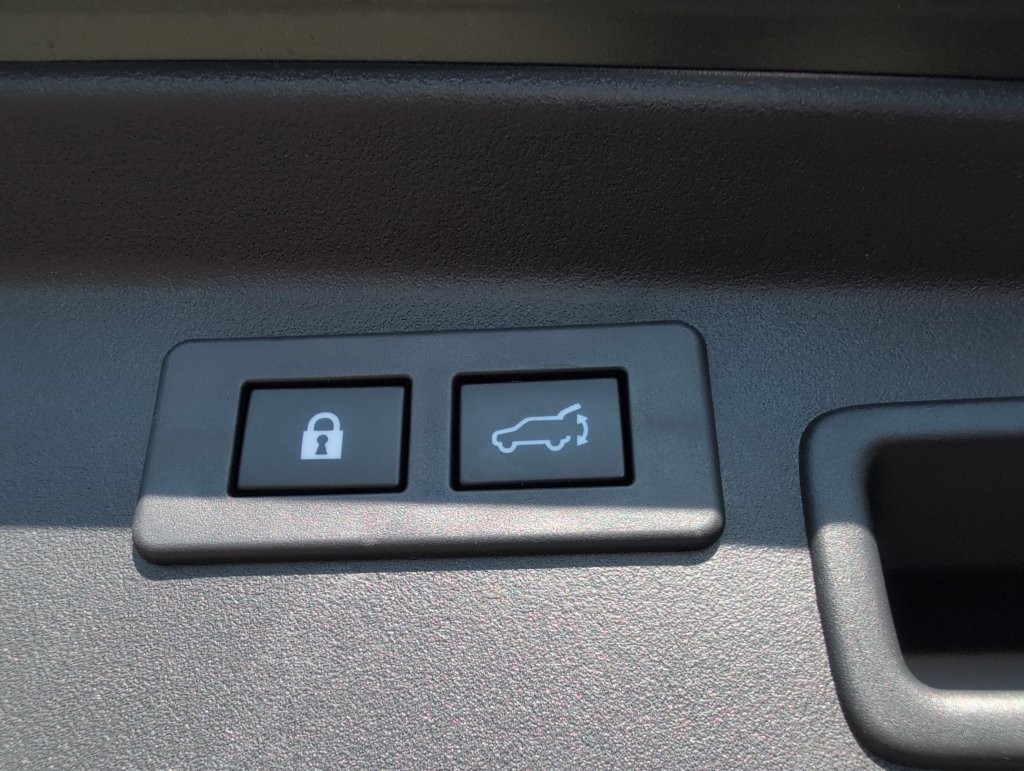 Certified 2026 Subaru Outback Touring AWD/4WD image 39