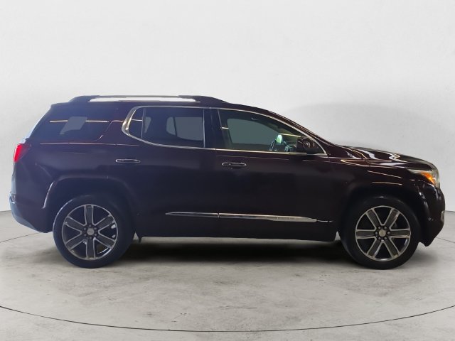 Used 2017 GMC Acadia Denali AWD/4WD image 4