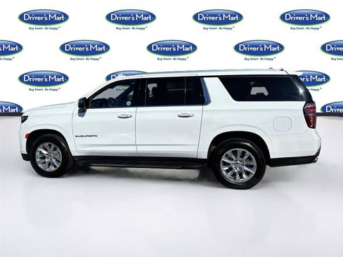 Used 2023 Chevrolet Suburban Premier image 4