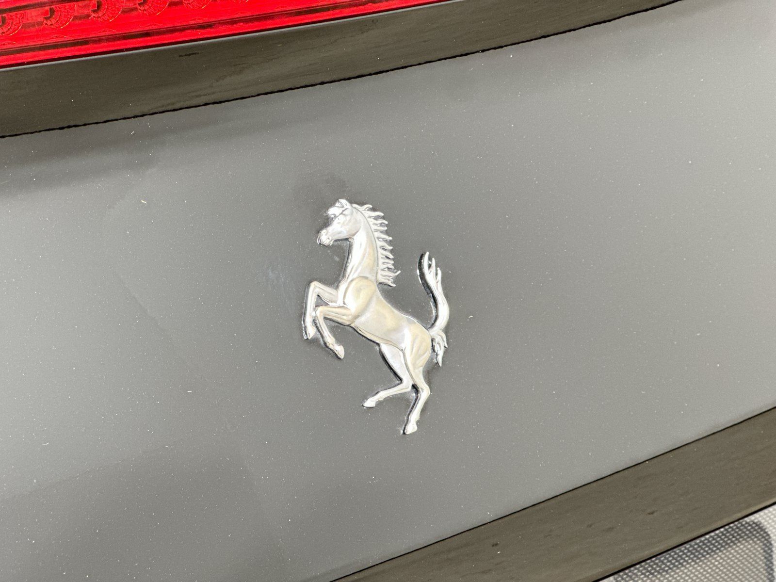 Used 2014 Ferrari California RWD image 39