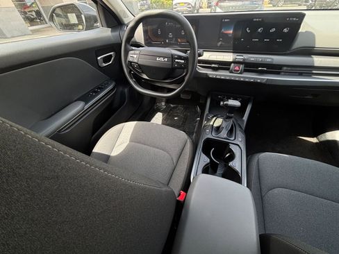 Used 2025 Kia K4 FWD image 34