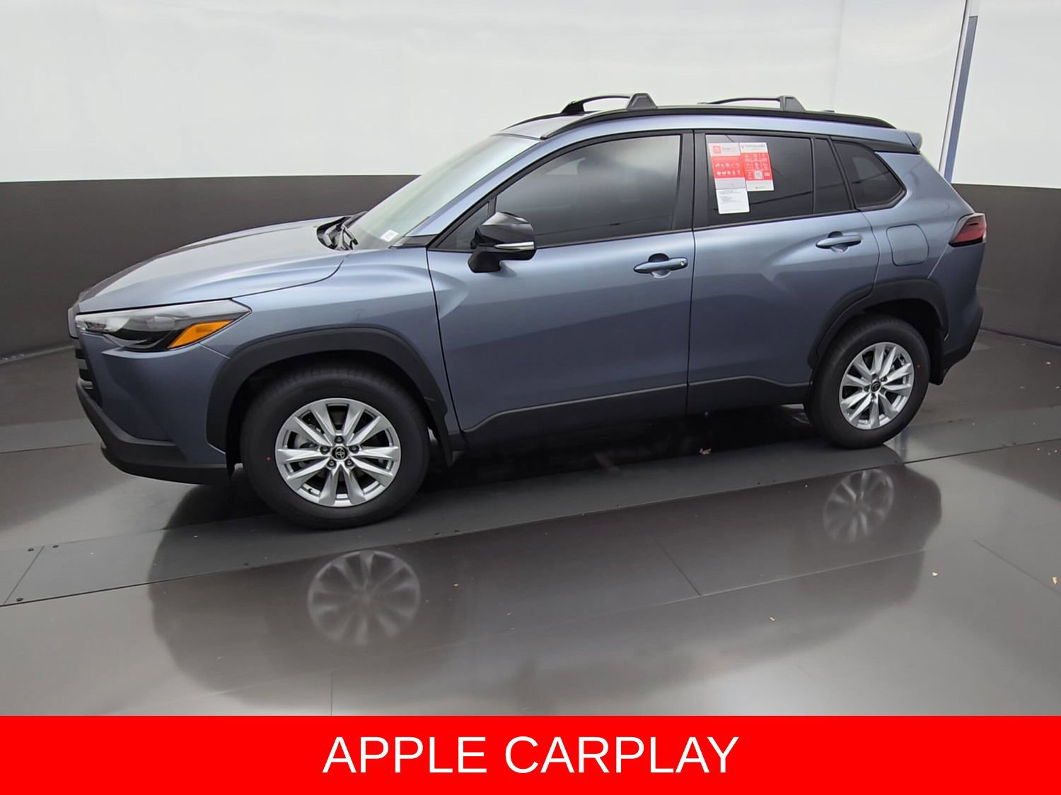 New 2026 Toyota Corolla Cross LE w/ Moonroof Package FWD image 5
