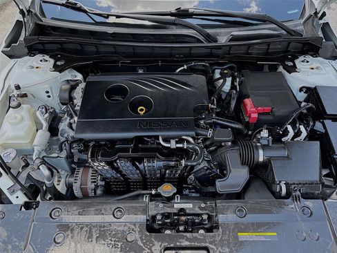 Used 2020 Nissan Altima 2.5 S FWD image 28