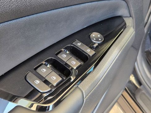 Used 2023 Kia Sportage EX image 12