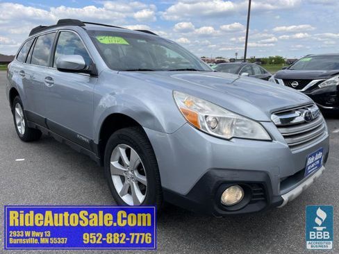 Used 2013 Subaru Outback 2.5i Limited AWD/4WD image 3