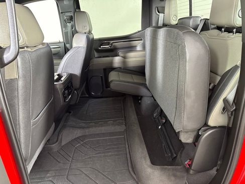 Used 2022 Chevrolet Silverado 1500 ZR2 w/ Technology Package AWD/4WD image 26