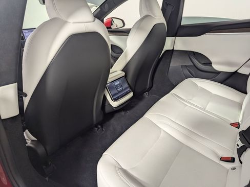 Used 2023 Tesla Model S Standard Range image 21