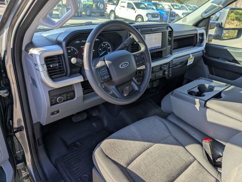 Certified 2025 Ford F350 XL w/ XL Off-Road Package image 15