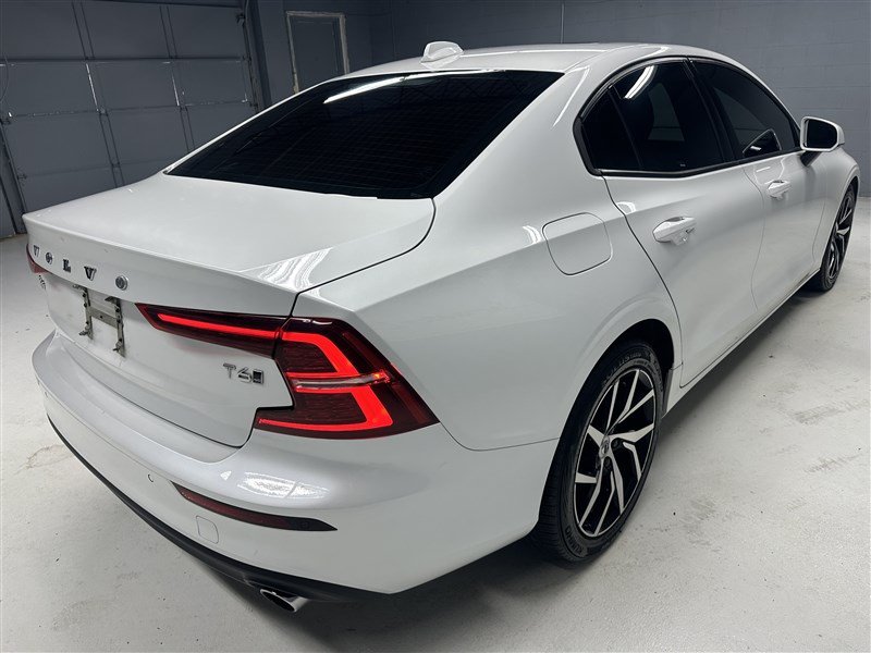Used 2019 Volvo S60 T6 Momentum w/ Premium Package AWD/4WD image 7