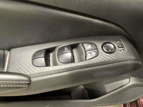 Used 2024 Nissan Altima 2.5 SV image 13