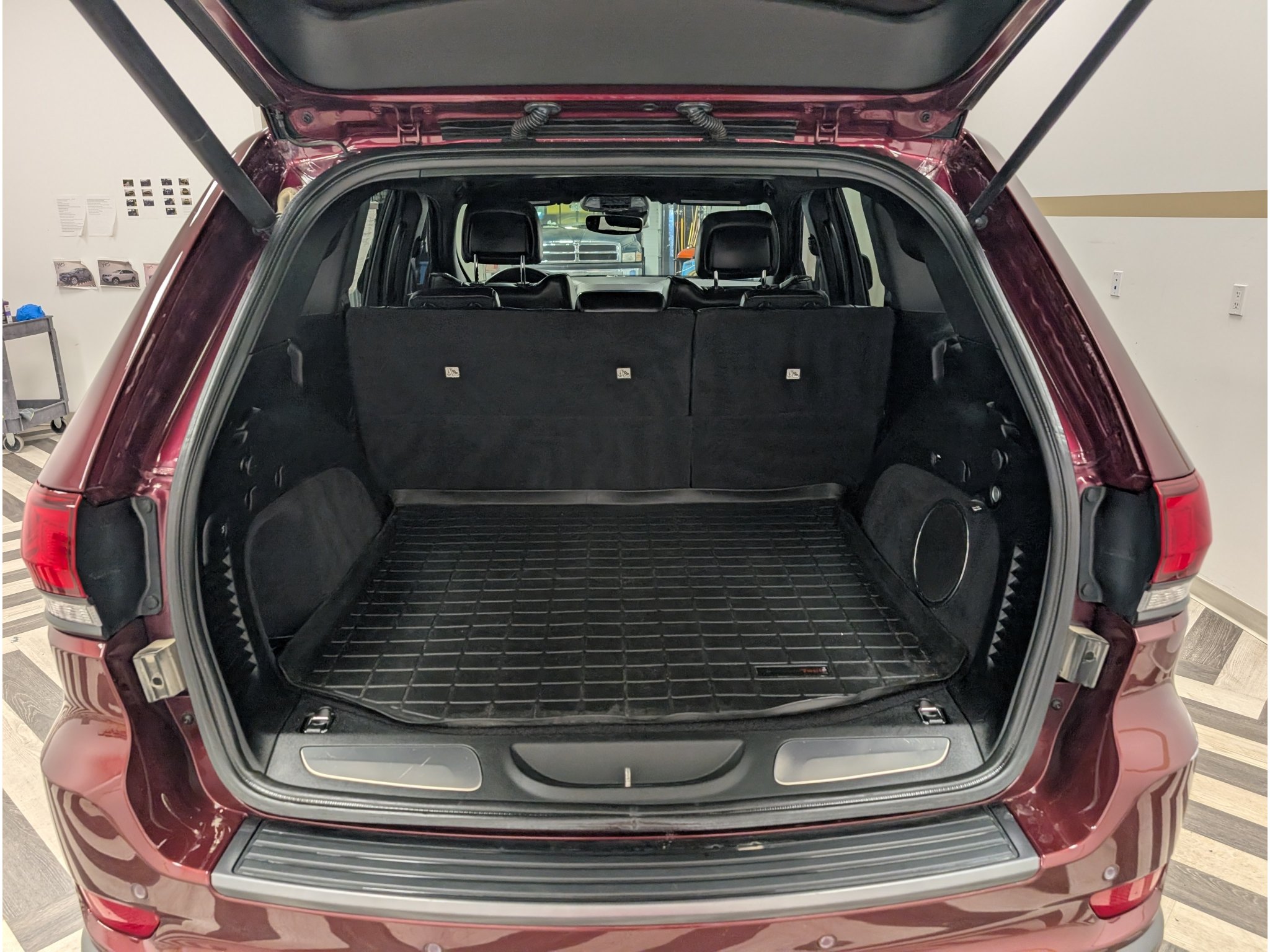 Used 2018 Jeep Grand Cherokee High Altitude AWD/4WD image 26