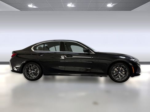 Used 2026 BMW 330i Sedan w/ Premium Package RWD image 7